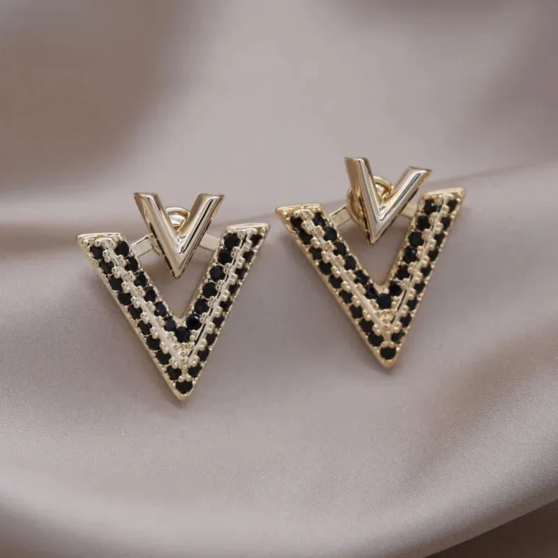 Korea New Design Fashion Jewelry 14K Gold Plated Zircon V Earrings