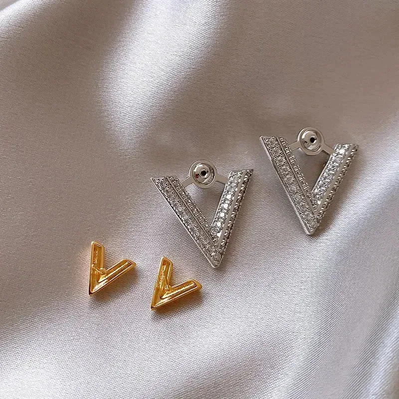 Korea New Design Fashion Jewelry 14K Gold Plated Zircon V Earrings
