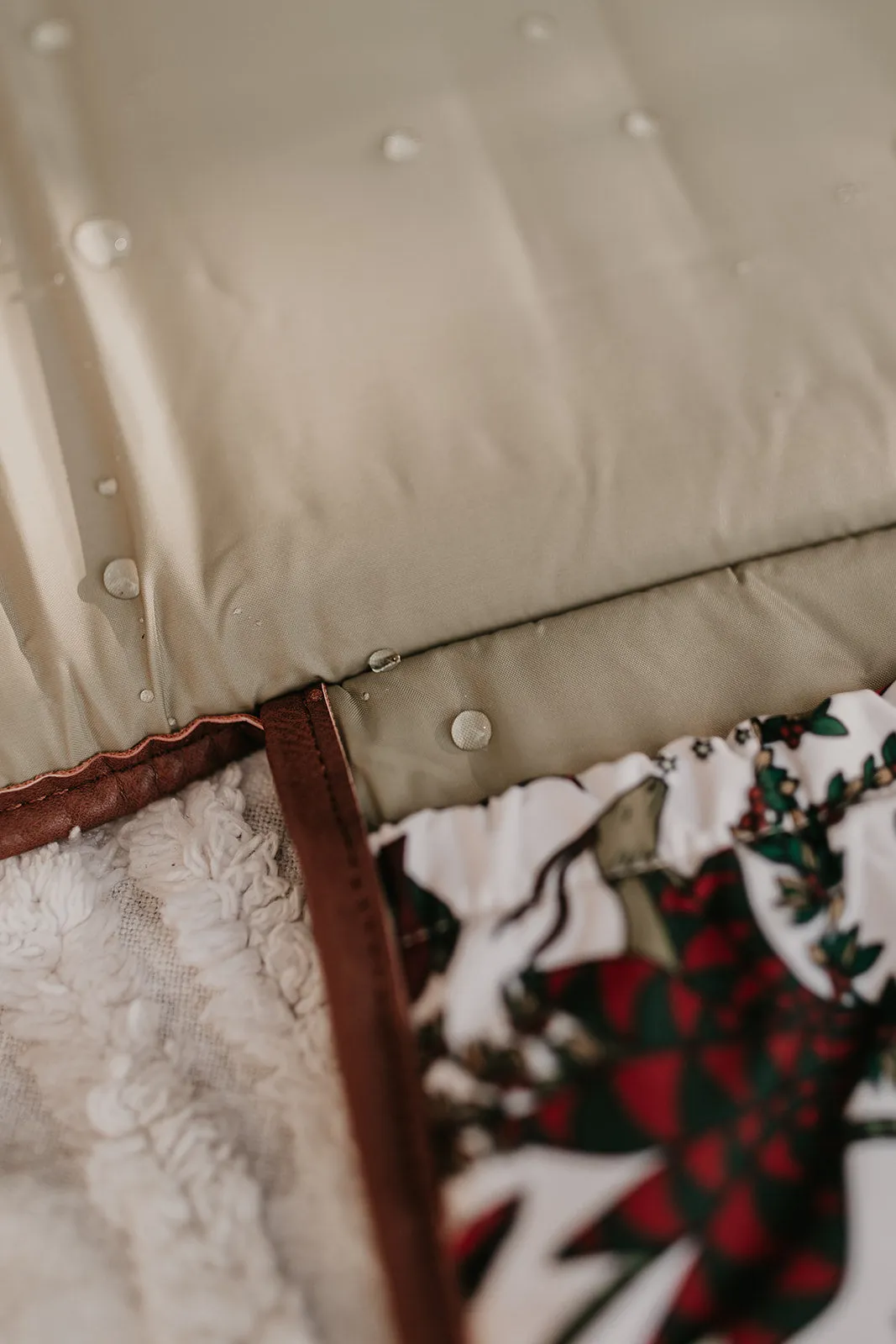 OiOi Change Clutch - Jungle Cream/Tan
