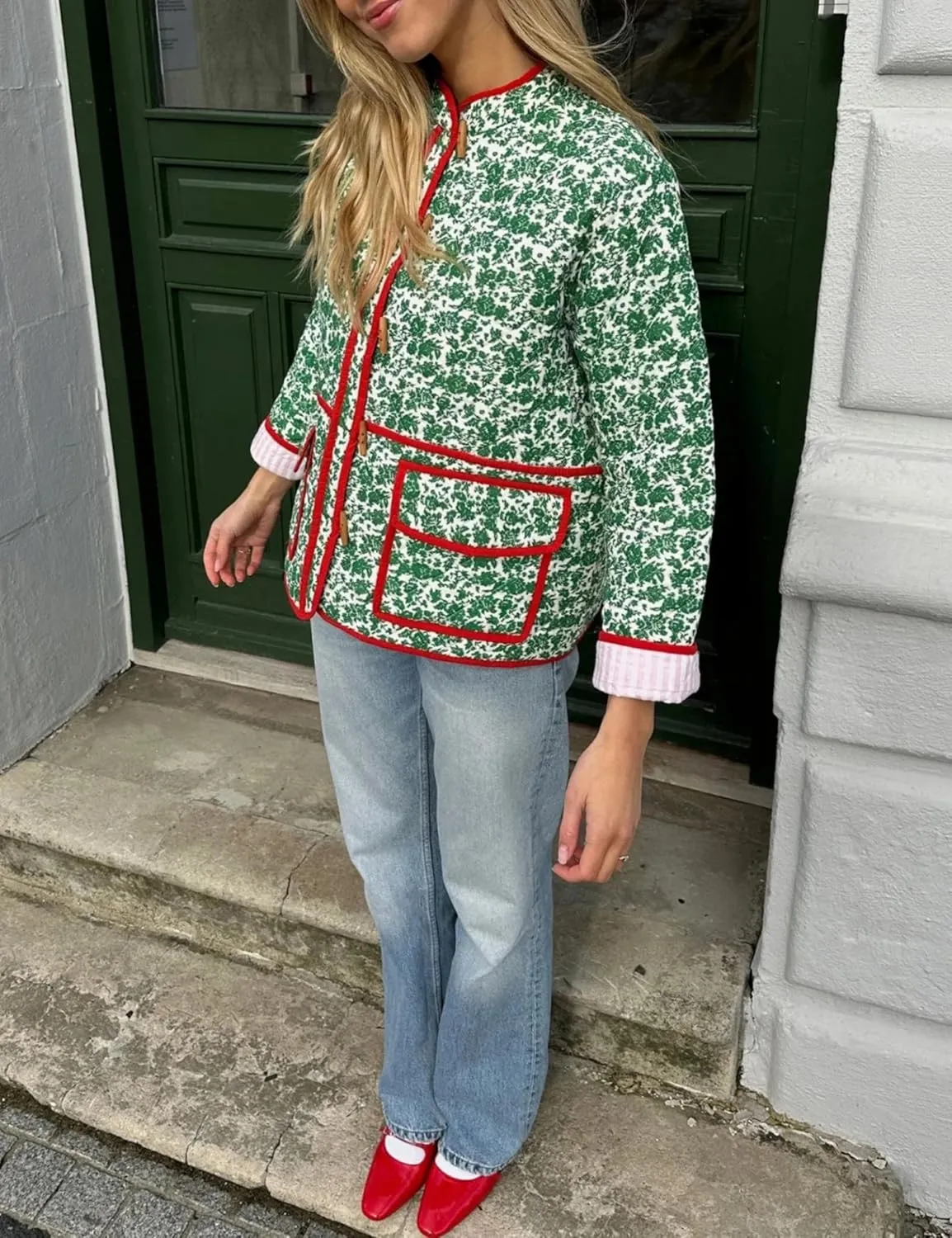 Womens Quilted Puffer Jacket Lightweight Cropped Floral Print Winter Coat Padded Cardigan Trendy Puffy Jackets